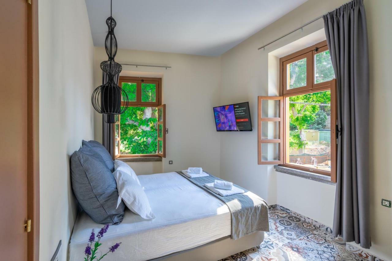 Casa Poli Suites Rhodes City 外观 照片